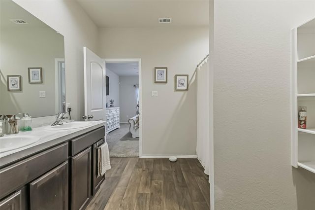 20861 Olive Leaf Street, New Caney, TX 77357