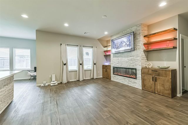 20861 Olive Leaf Street, New Caney, TX 77357