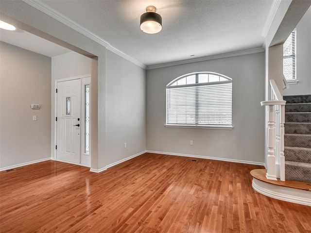 3004 Twin Lake Drive, Moore, OK 73165