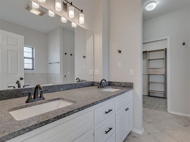 3004 Twin Lake Drive, Moore, OK 73165