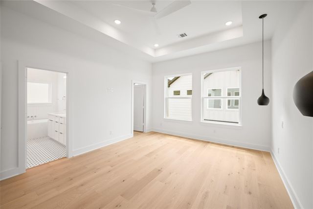 902 Kern Street B, Houston, TX 77009