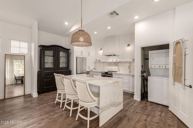 20801 N 90TH Place 228, Scottsdale, AZ 85255