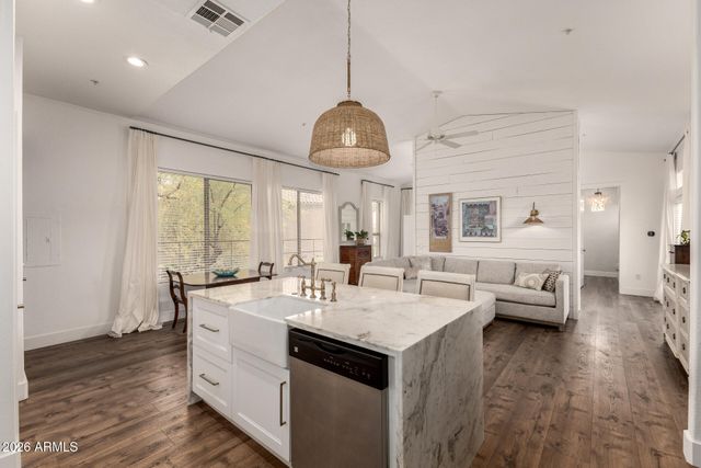 20801 N 90TH Place 228, Scottsdale, AZ 85255