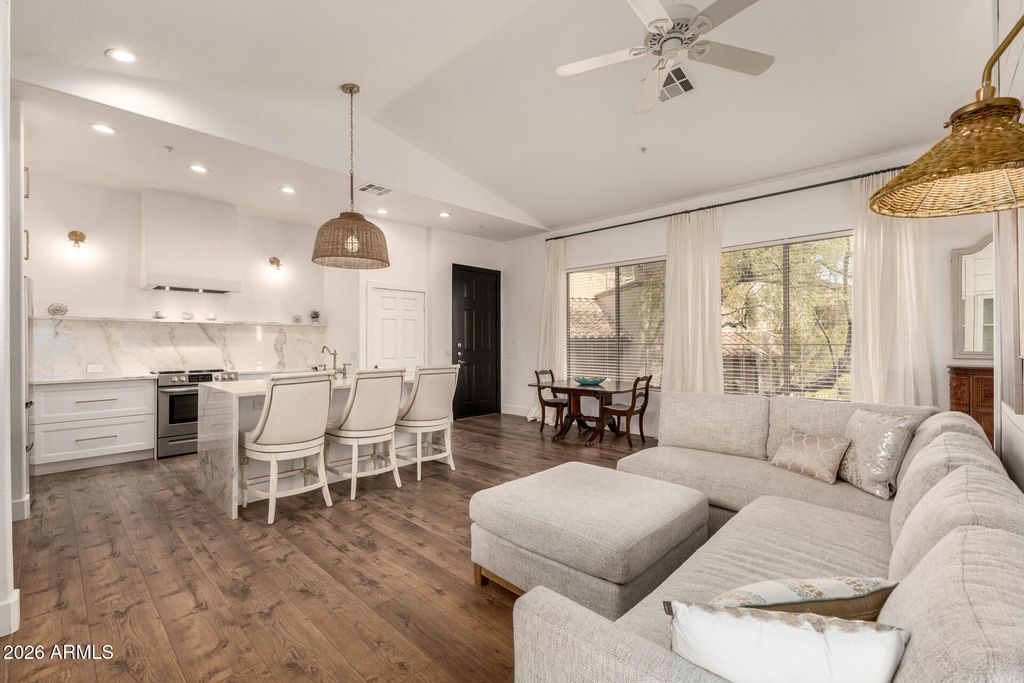 20801 N 90TH Place 228, Scottsdale, AZ 85255