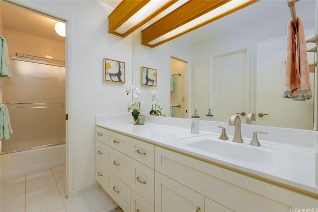 92-1318 Hauone Street, Kapolei, HI 96707
