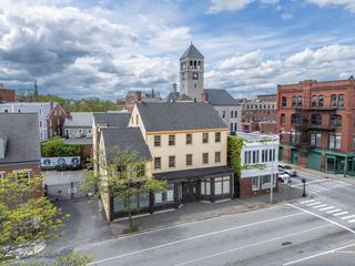 321 Central St 104, Lowell, MA 01852