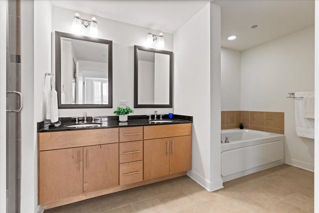 505 N McClurg Court 3704, Chicago, IL 60611