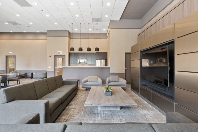 505 N McClurg Court 3704, Chicago, IL 60611