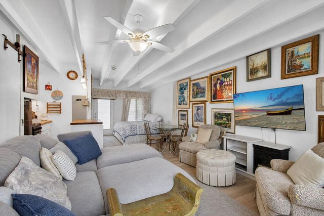 4001 S Ocean Boulevard 111, Palm Beach, FL 33480