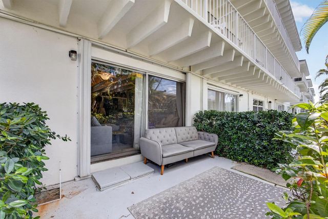 4001 S Ocean Boulevard 111, Palm Beach, FL 33480
