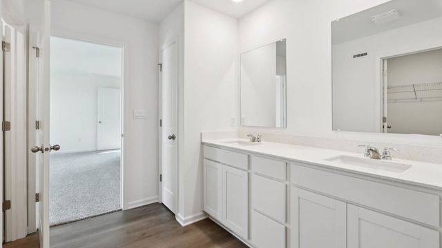 122 Cornerstone Crossing, Hampshire, IL 60140