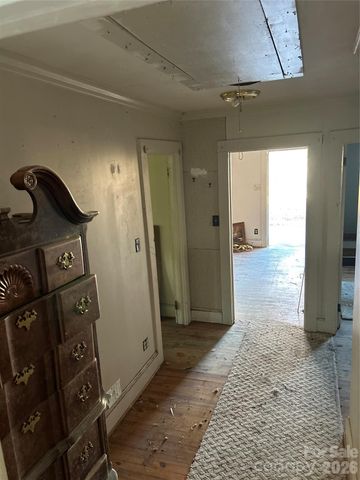 914 Linwood Road, Kings Mountain, NC 28086