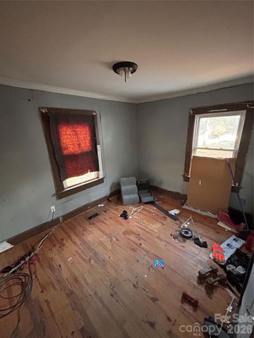 914 Linwood Road, Kings Mountain, NC 28086