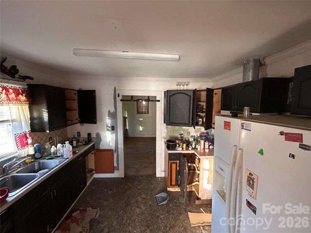 914 Linwood Road, Kings Mountain, NC 28086