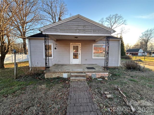 914 Linwood Road, Kings Mountain, NC 28086