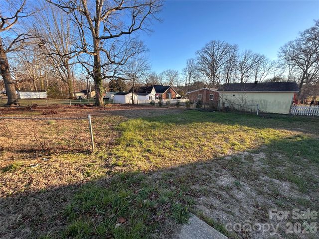 914 Linwood Road, Kings Mountain, NC 28086