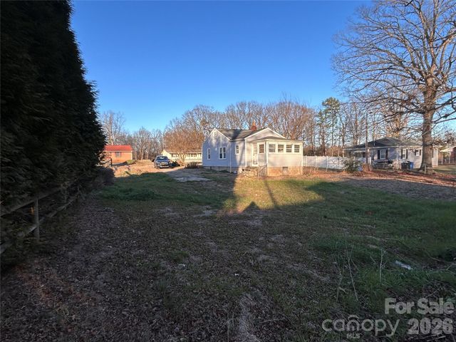 914 Linwood Road, Kings Mountain, NC 28086