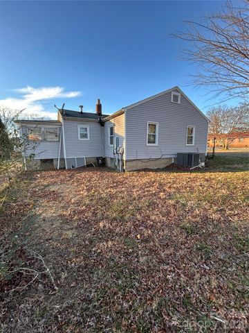 914 Linwood Road, Kings Mountain, NC 28086