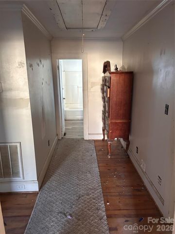 914 Linwood Road, Kings Mountain, NC 28086