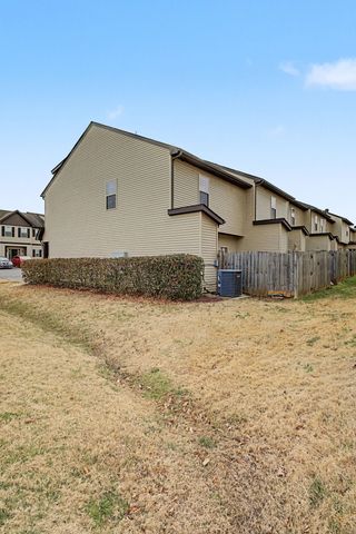 5304 Dan Post Way, Murfreesboro, TN 37128