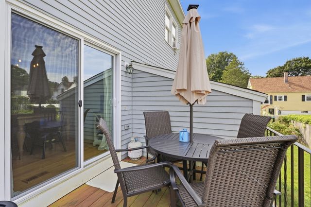 97 Forest 2, Lowell, MA 01851
