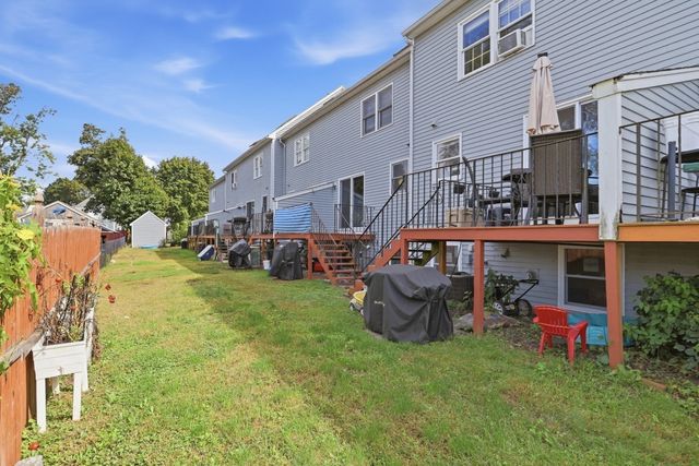 97 Forest 2, Lowell, MA 01851