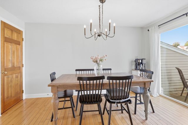 97 Forest 2, Lowell, MA 01851