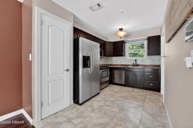 609 Johnson Drive, Ormond Beach, FL 32174