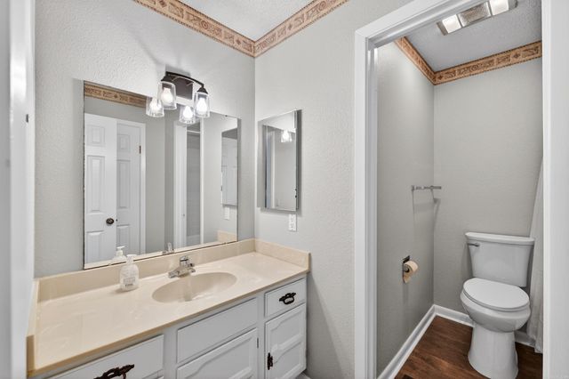 12 Estella Circle Circle, Hot Springs Village, AR 71909
