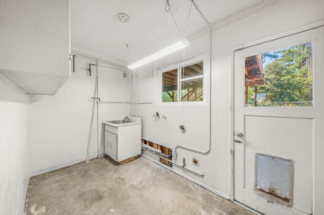 115 Martindale Ln, Auburn, CA 95603