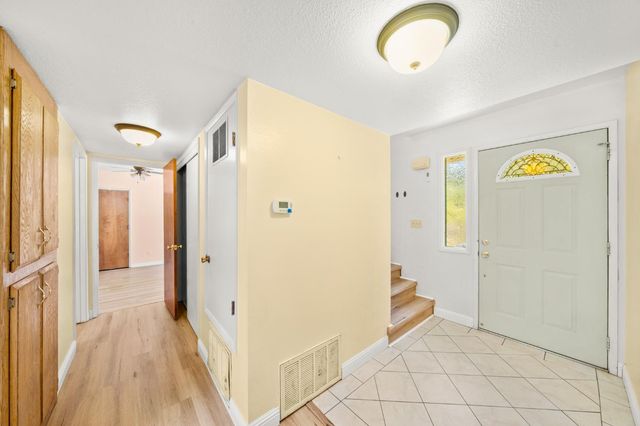 115 Martindale Ln, Auburn, CA 95603