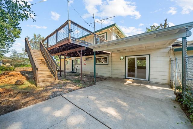 115 Martindale Ln, Auburn, CA 95603