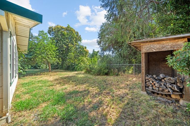 115 Martindale Ln, Auburn, CA 95603
