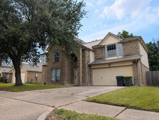 4521 Stonebridge Drive, Pearland, TX 77584