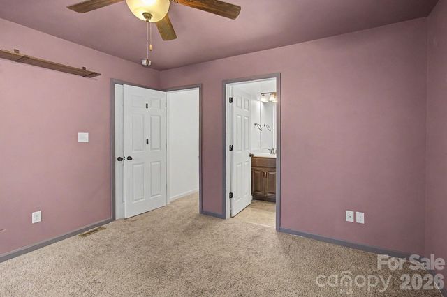 31 Yarrow Meadow Road, Weaverville, NC 28787
