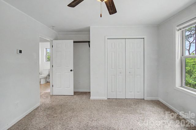 31 Yarrow Meadow Road, Weaverville, NC 28787
