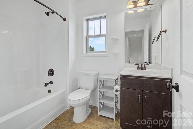 31 Yarrow Meadow Road, Weaverville, NC 28787