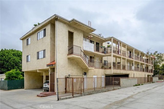 330 Pioneer Drive 7, Glendale, CA 91203