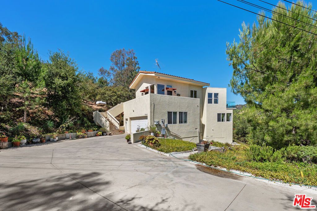 20609 Callon Drive, Topanga, CA 90290 — exterior