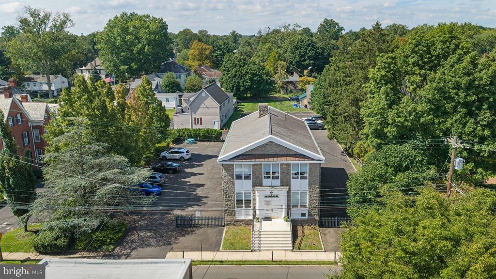 118 S BELLEVUE AVE, LANGHORNE, PA 19047 — exterior