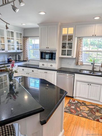 13238 Beechtree St, Lakeside, CA 92040