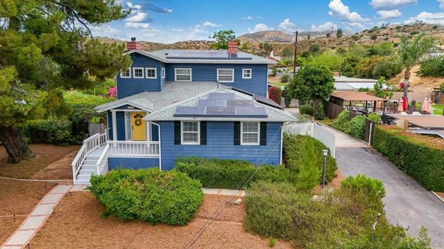 13238 Beechtree St, Lakeside, CA 92040