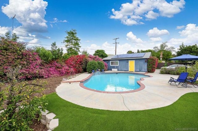 13238 Beechtree St, Lakeside, CA 92040