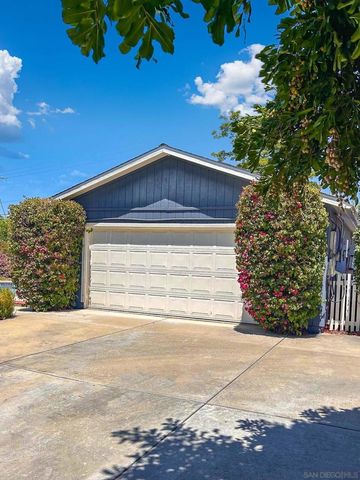 13238 Beechtree St, Lakeside, CA 92040