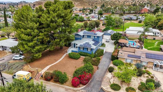 13238 Beechtree St, Lakeside, CA 92040