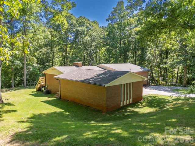 427 Georgia Avenue, Forest City, NC 28043