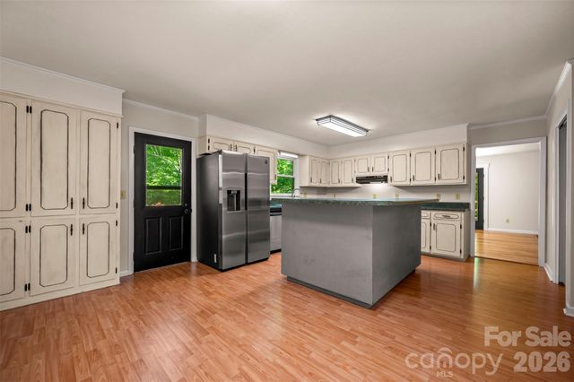 427 Georgia Avenue, Forest City, NC 28043