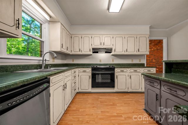 427 Georgia Avenue, Forest City, NC 28043