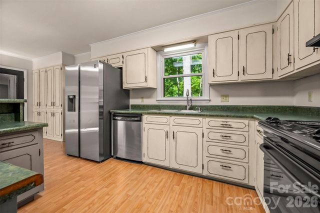 427 Georgia Avenue, Forest City, NC 28043