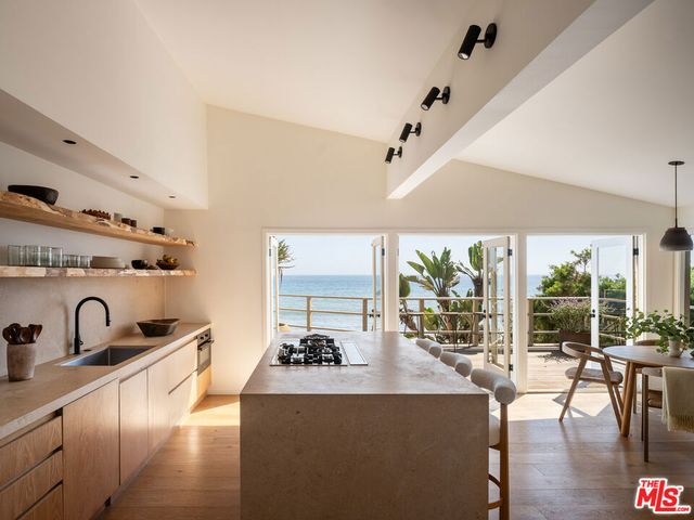27314 Pacific Coast Highway, Malibu, CA 90265